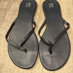 New York and Company Navy Flip Flops